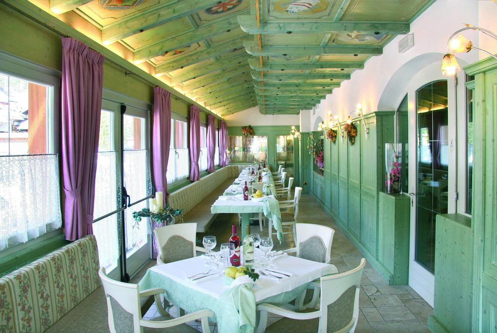 Hotel Soreghes Gran Chalet Campitello di Fassa Dış mekan fotoğraf